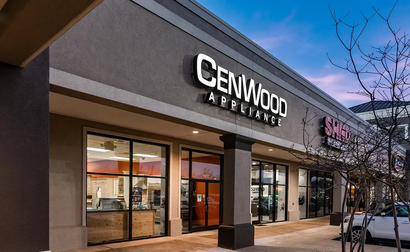 Memphis Showroom - Outdoor